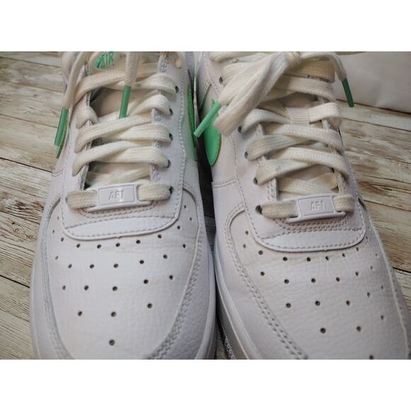 Nike Air Force 1 One WHITE GREEN GLOW 315115-164 Size 7.5 - Picture 12 of 12